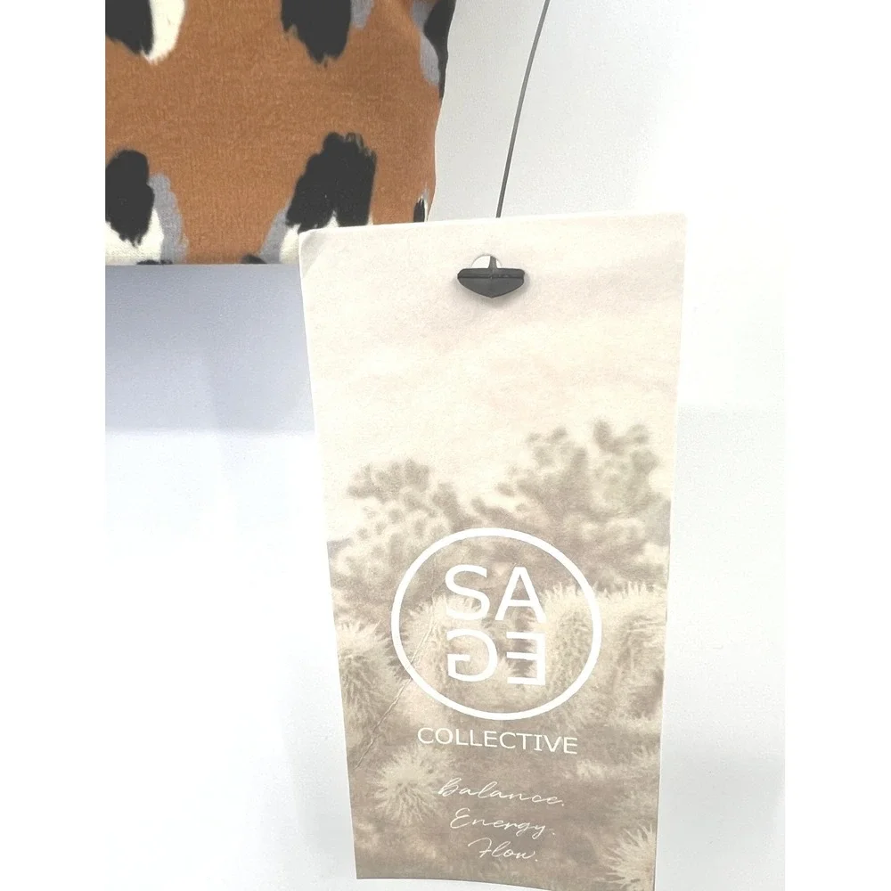 Sage Collective Sports Bra XS Lion Leopard Print Double Strap Padded NWT